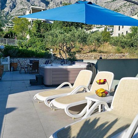 Amazing Apartment In Makarska With House Sea View 外观 照片